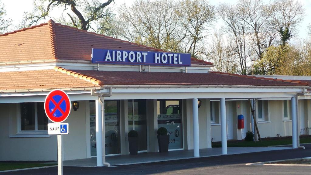 Airport-Hotel Mauregard Buitenkant foto